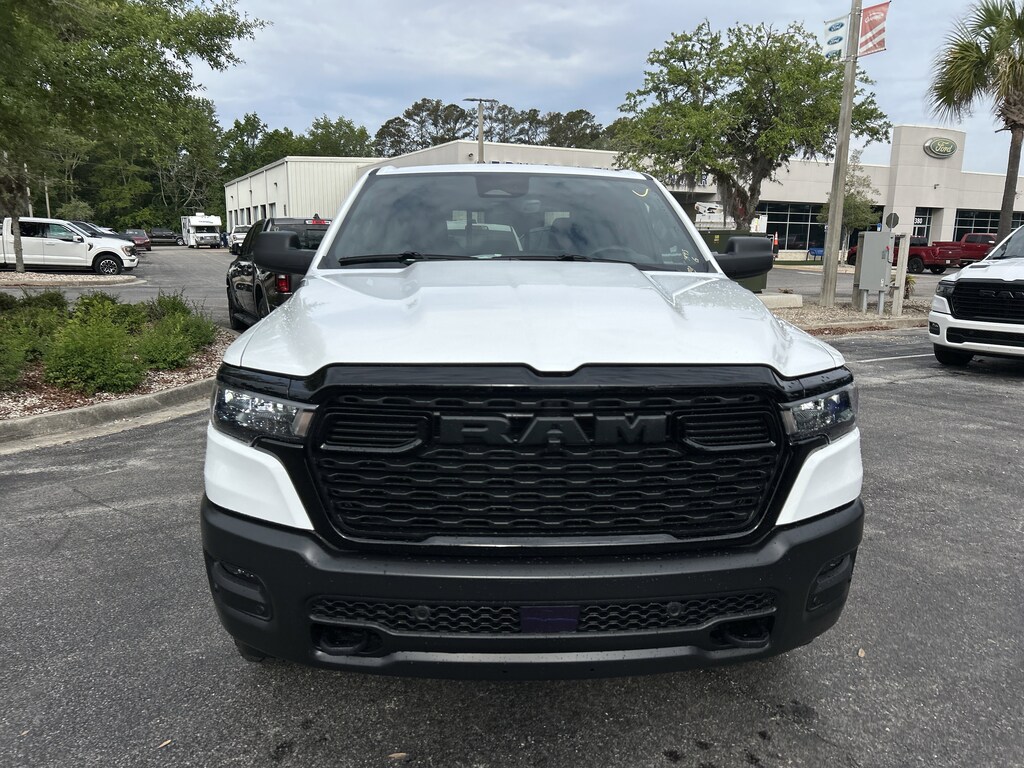 New 2026 Ram 1500 WARLOCK CREW CAB 4X4 5'7 BOX Pickup