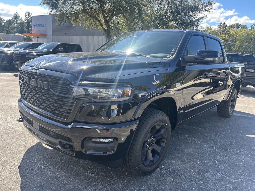 New 2026 Ram 1500 BIG HORN CREW CAB 4X4 5'7 BOX Pickup