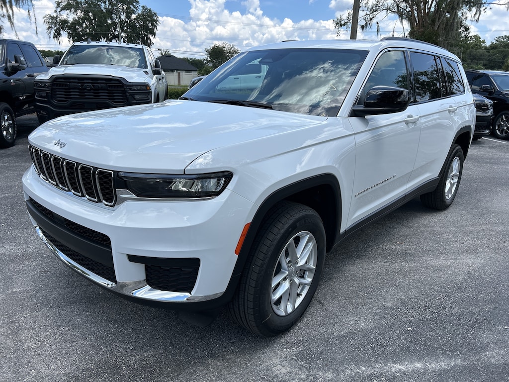 New 2026 Jeep Grand Cherokee L LAREDO 4X2 Sport Utility