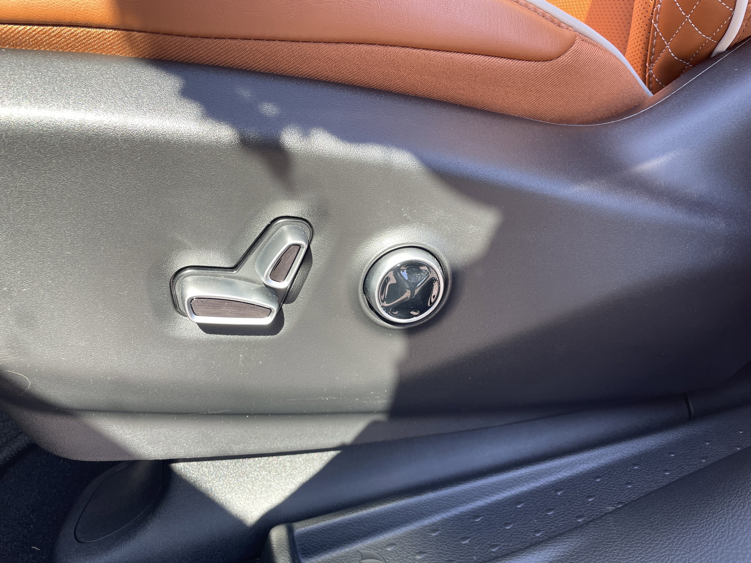 2026 Chrysler Pacifica Pinnacle - Photo 12