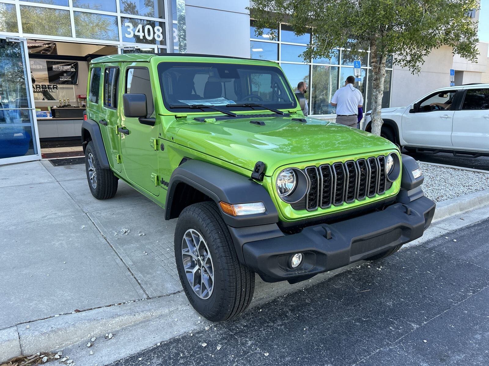 2025 Jeep Wrangler Sport S photo 2