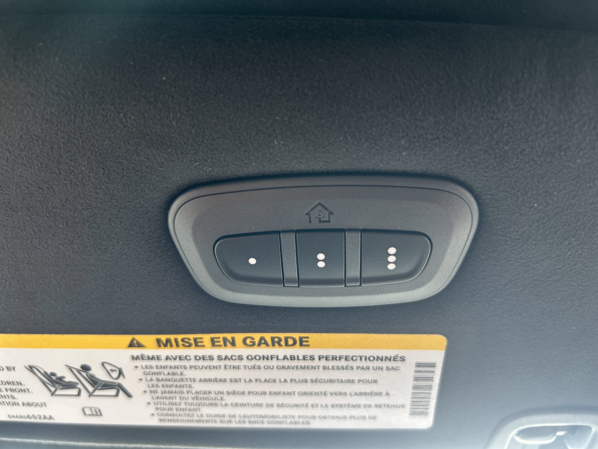 2026 Chrysler Pacifica Pinnacle - Photo 40