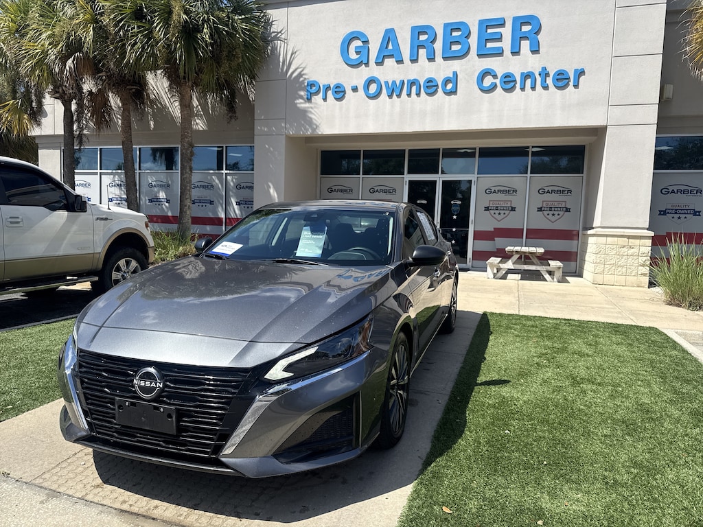 Used 2024 Nissan Altima 2.5 SV Sedan