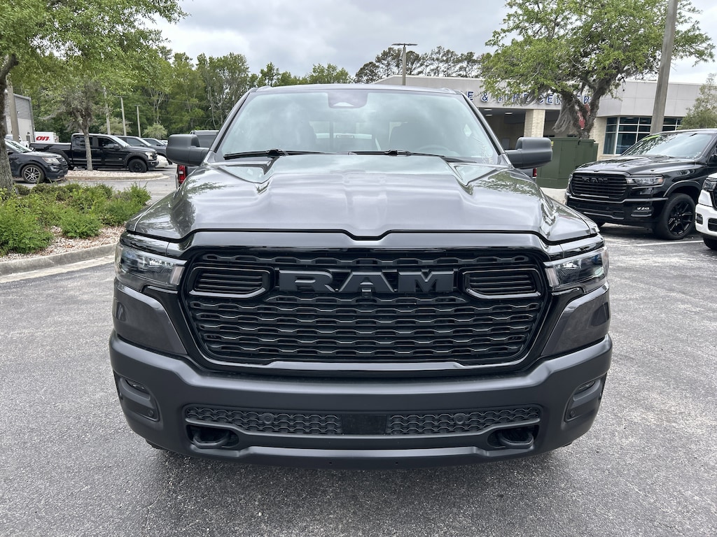 New 2026 Ram 1500 WARLOCK CREW CAB 4X4 5'7 BOX Pickup