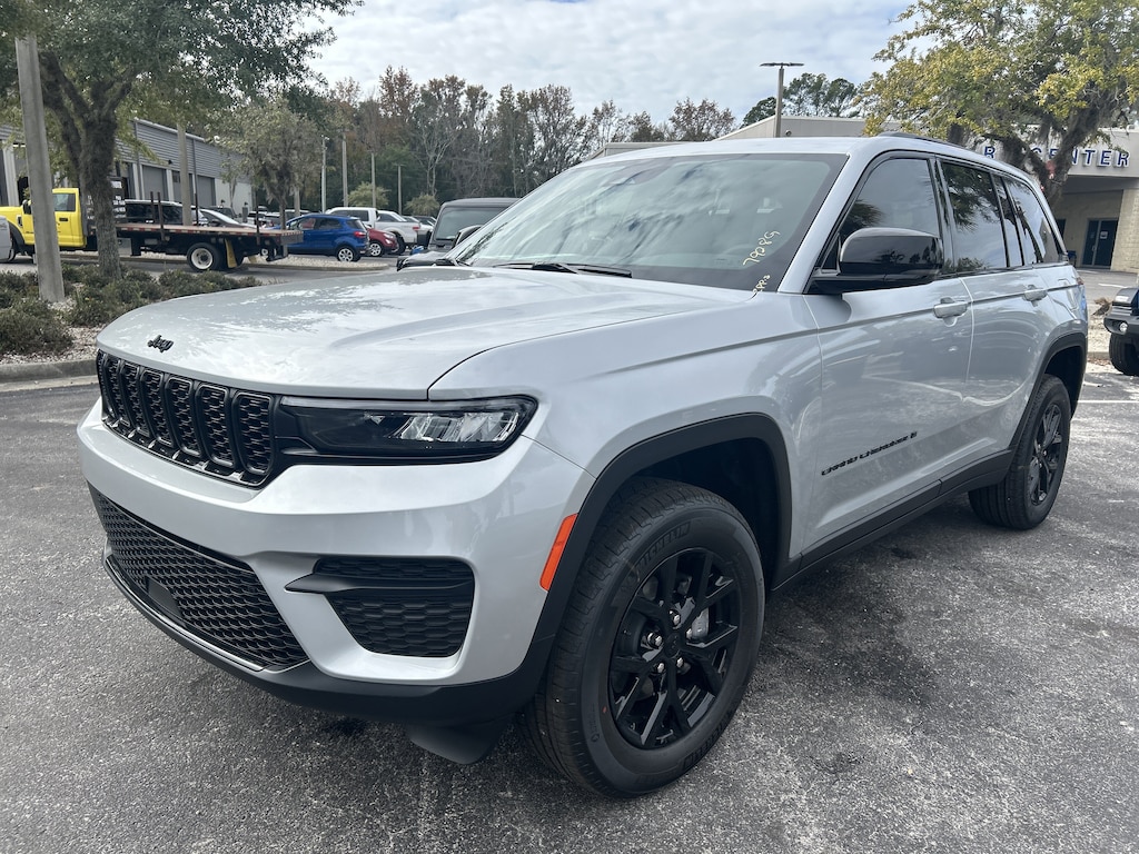 New 2025 Jeep Grand Cherokee ALTITUDE X 4X2 Sport Utility