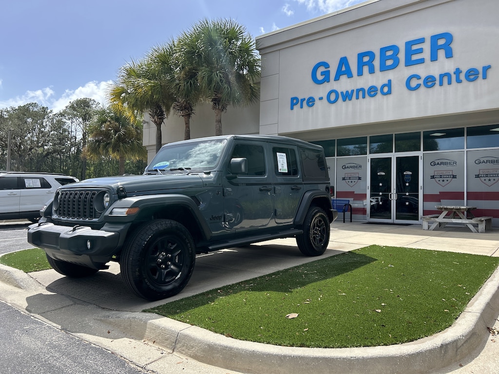 Used 2025 Jeep Wrangler Sport SUV