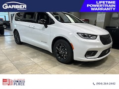 2025 Chrysler Pacifica SELECT Passenger Van