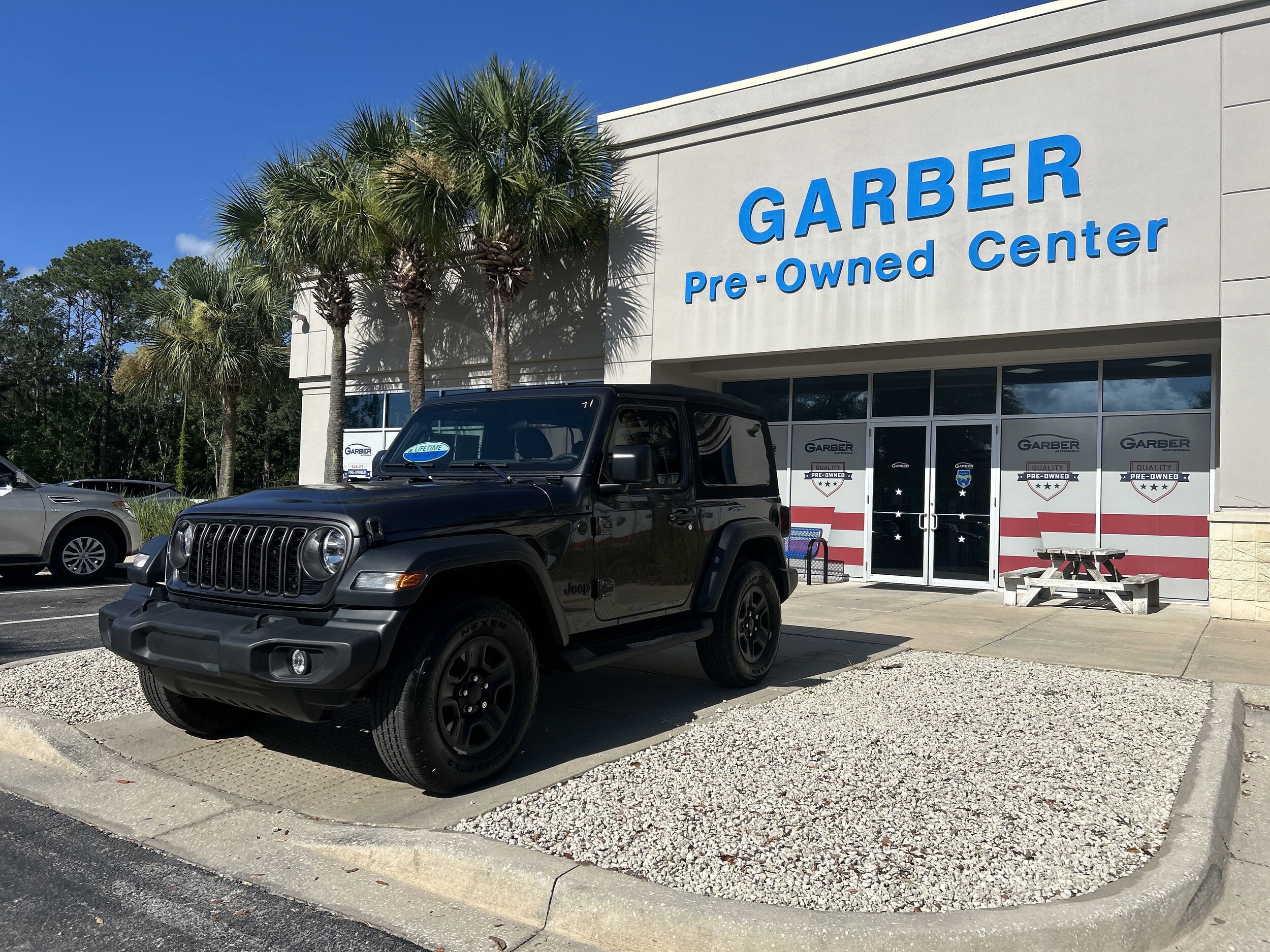 2024 Jeep Wrangler Sport photo 3