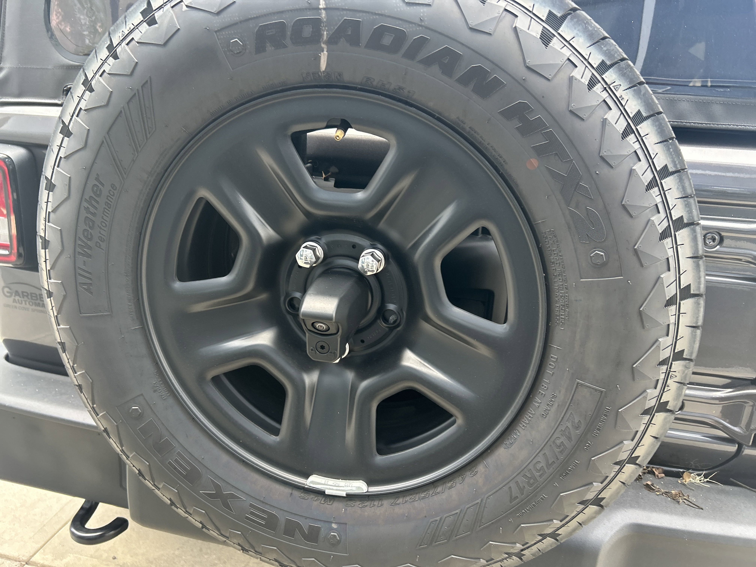 2025 Jeep Wrangler 4-Door Sport - Photo 11