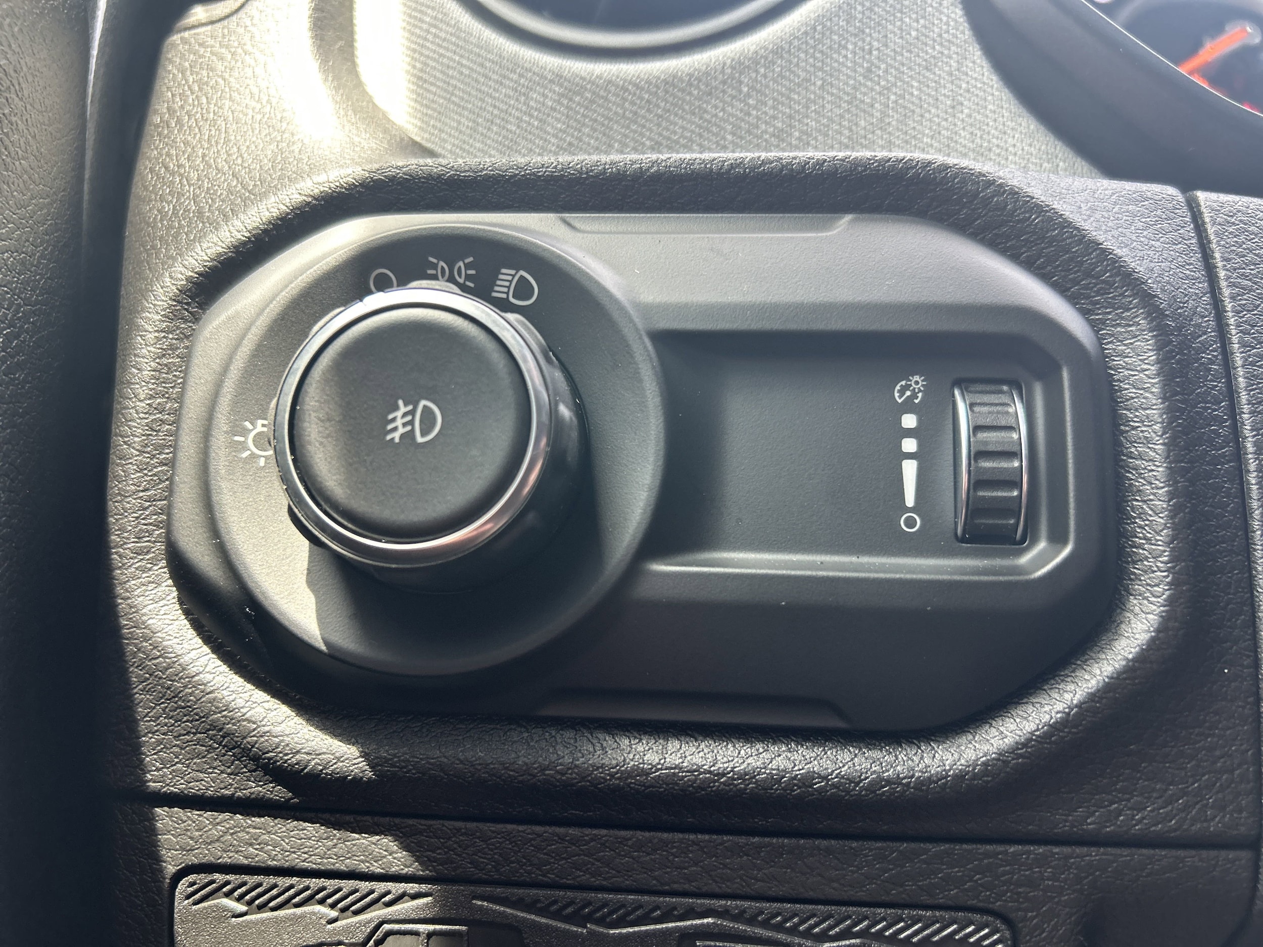 2025 Jeep Wrangler 4-Door Sport - Photo 23