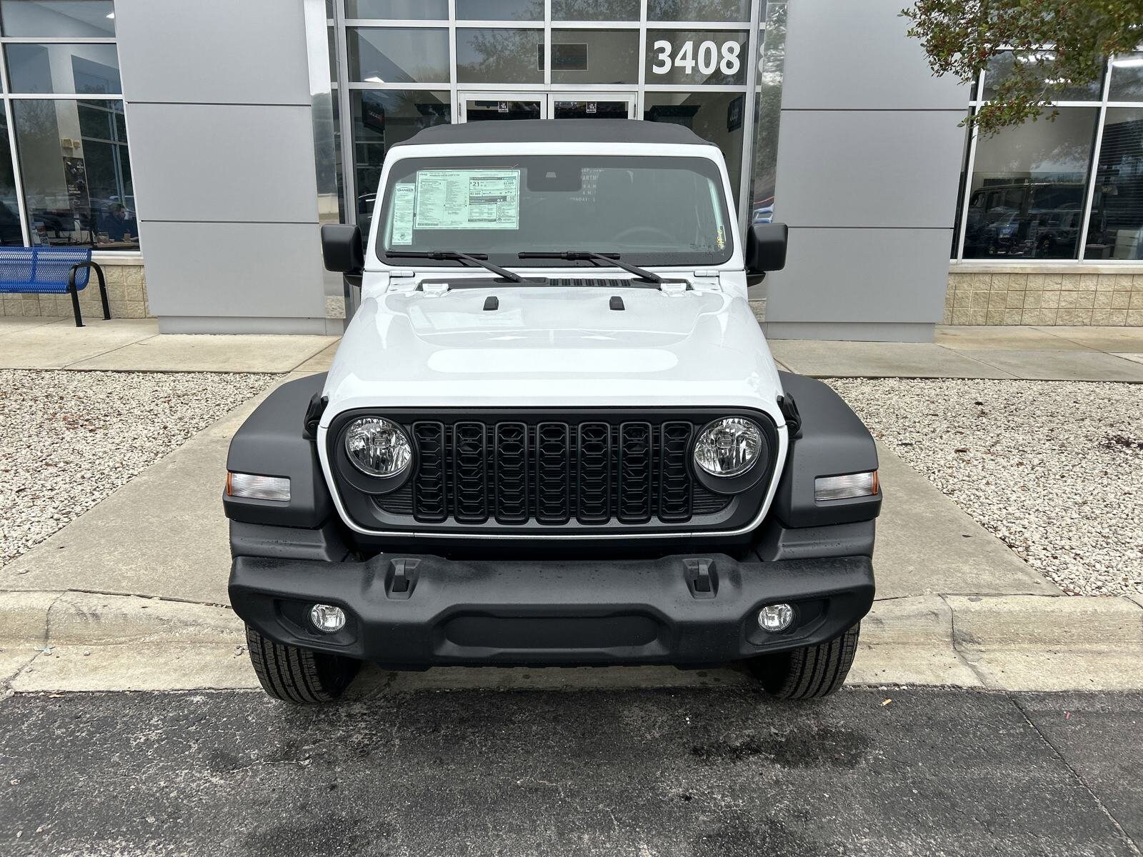 2025 Jeep Wrangler Sport S photo 4