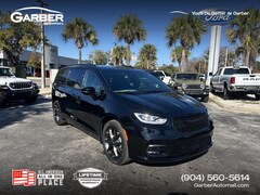 2026 Chrysler Pacifica SELECT Passenger Van