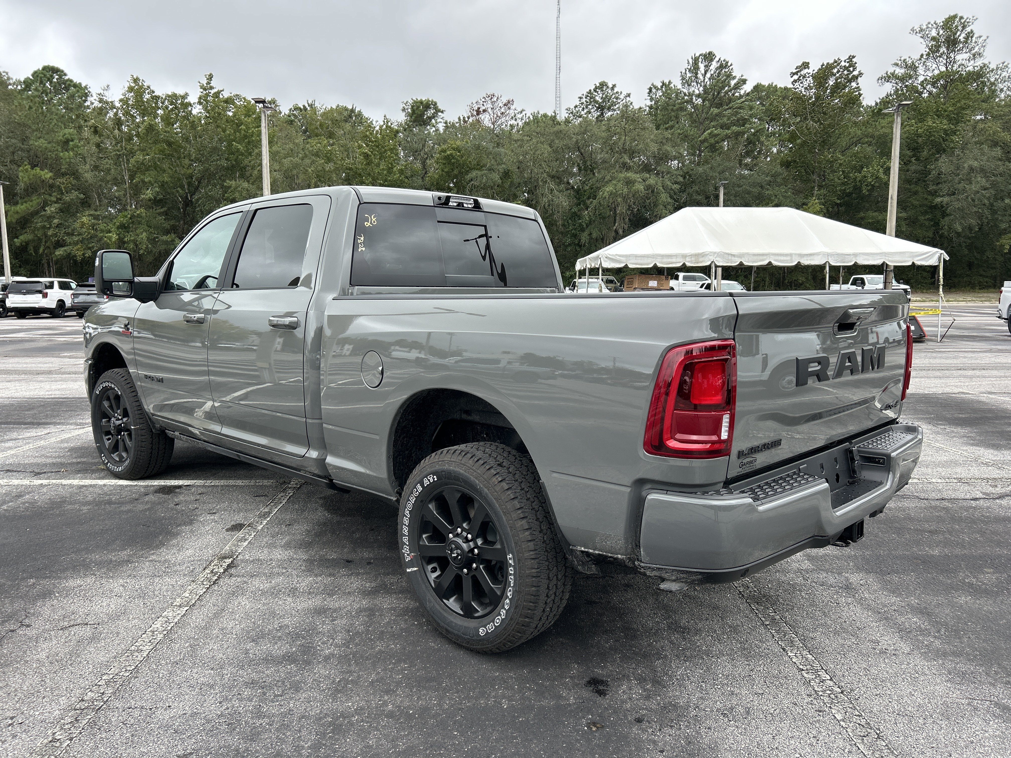 New 2027 Ram 3500 LARAMIE CREW CAB 4X4 6'4 BOX Pickup