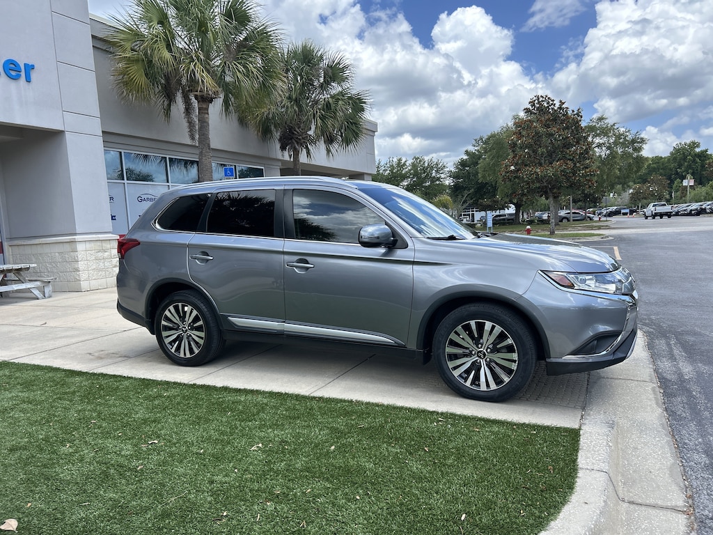 Used 2019 Mitsubishi Outlander SEL CUV