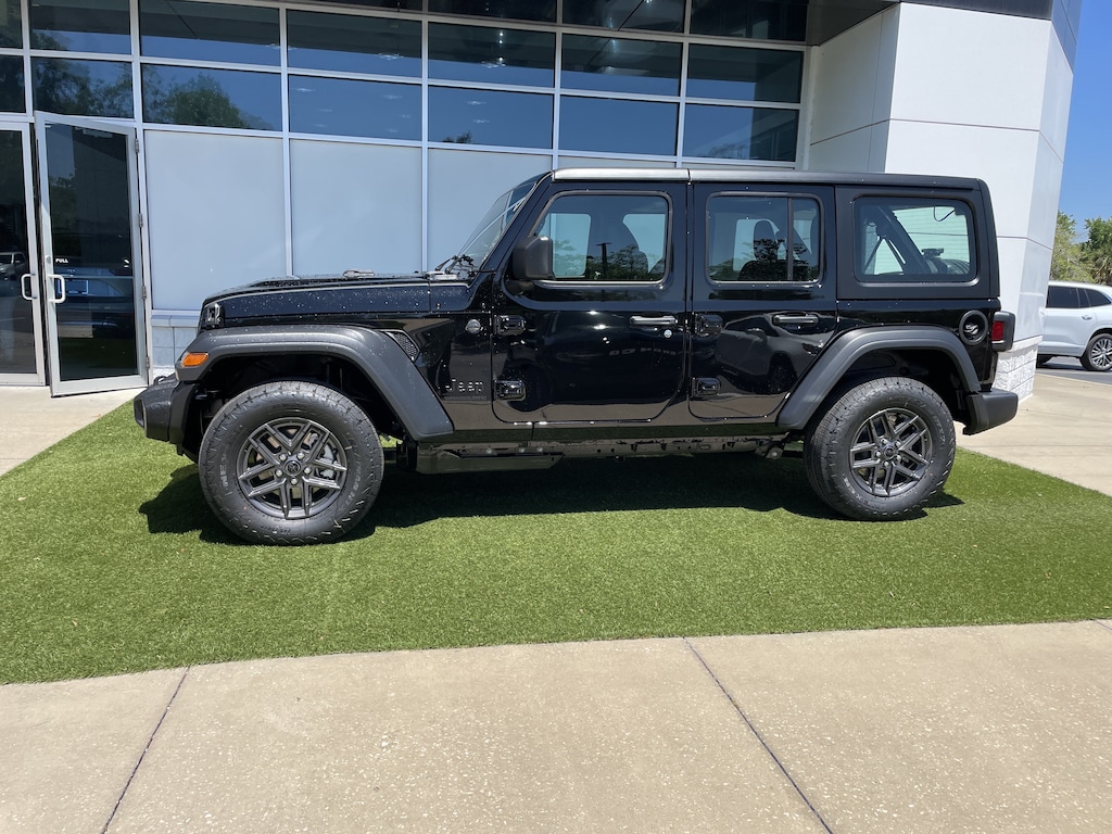 New 2026 Jeep Wrangler 4-DOOR SPORT Sport Utility