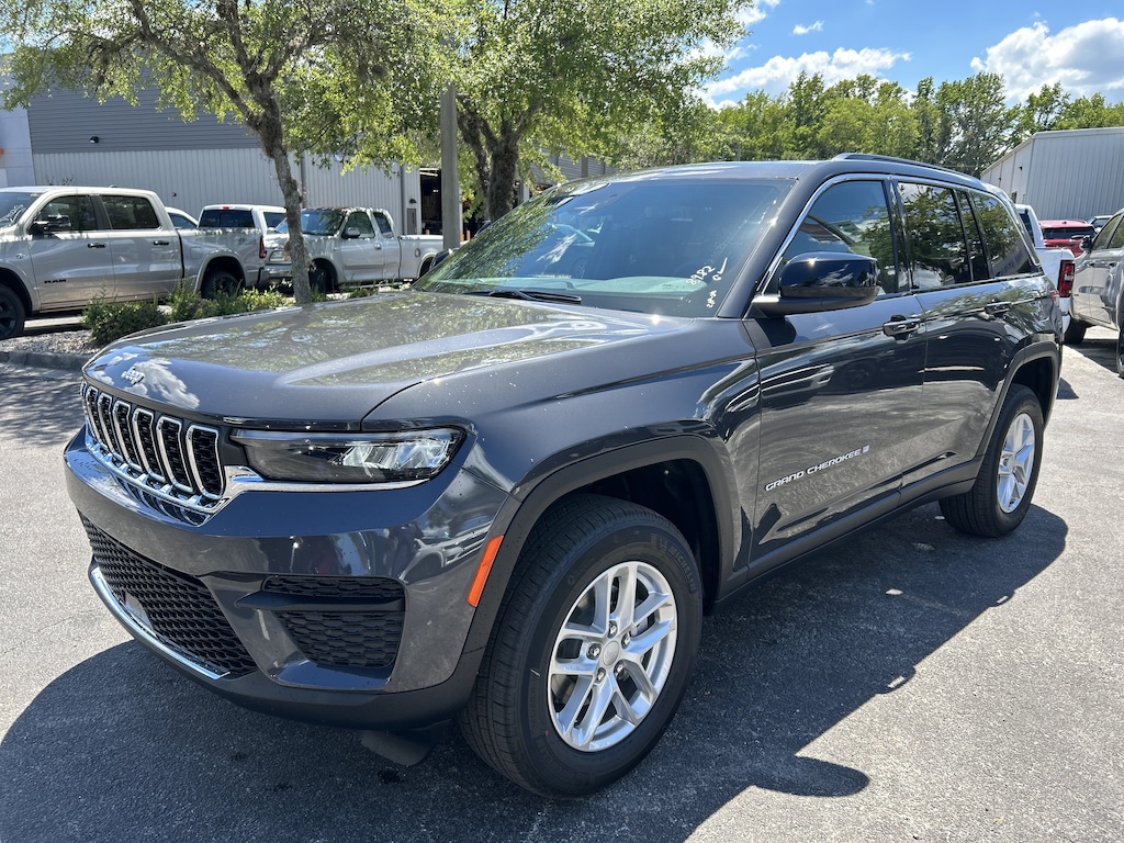 New 2026 Jeep Grand Cherokee LAREDO X 4X2 Sport Utility
