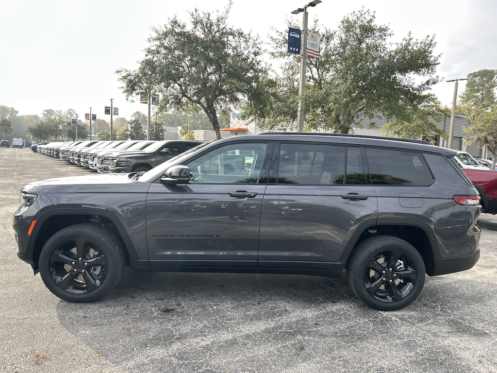 New 2025 Jeep Grand Cherokee L LIMITED 4X2 Sport Utility