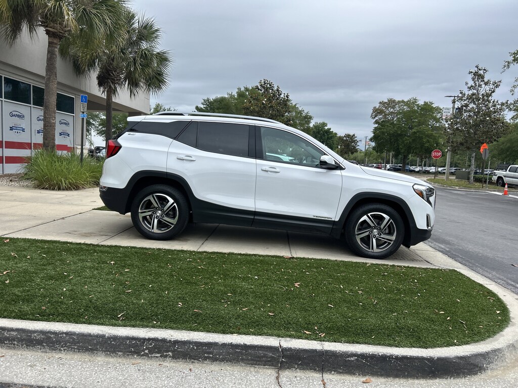 Used 2021 GMC Terrain SLT SUV