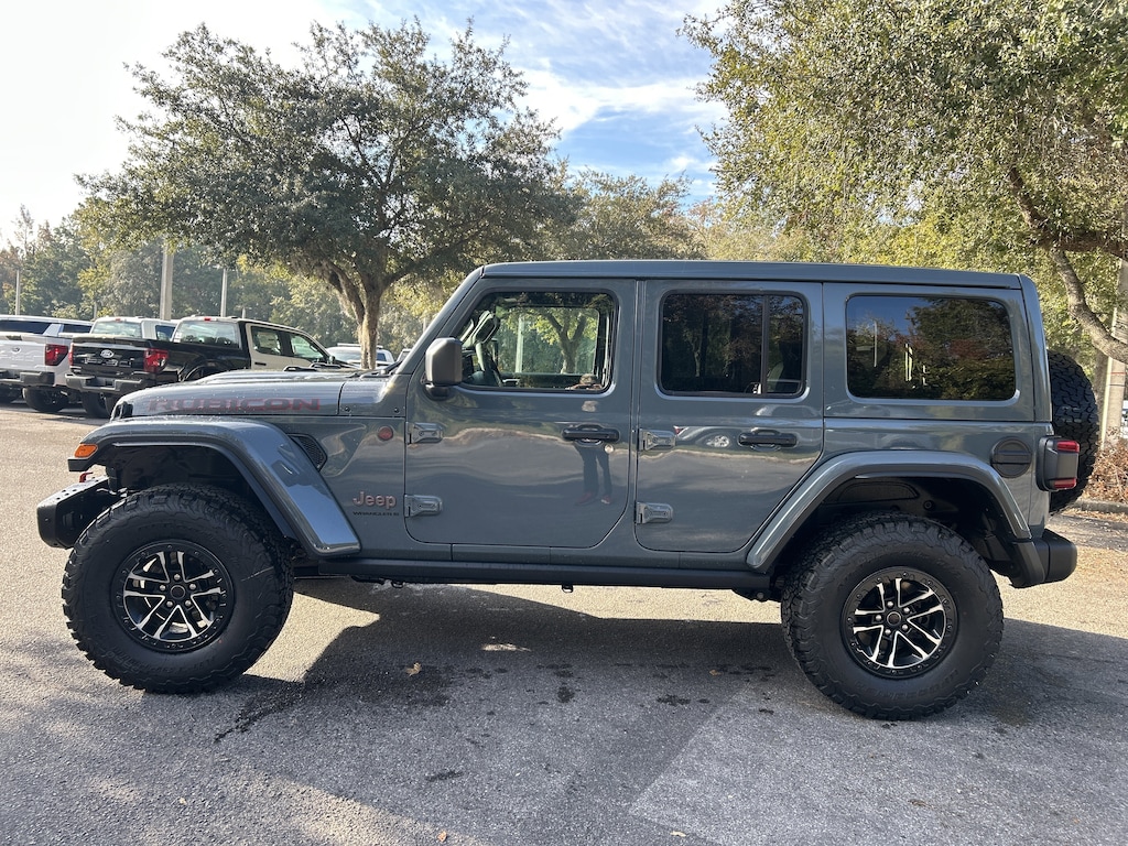 New 2025 Jeep Wrangler 4-DOOR RUBICON X Sport Utility