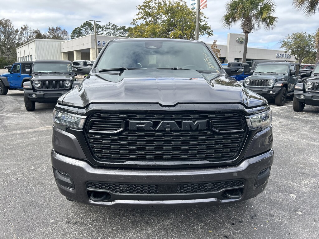 New 2026 Ram 1500 BIG HORN CREW CAB 4X4 5'7 BOX Pickup