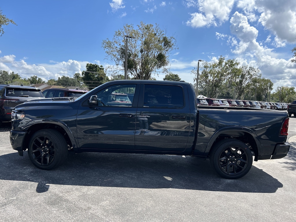 New 2026 Ram 1500 LARAMIE CREW CAB 4X4 5'7 BOX Pickup