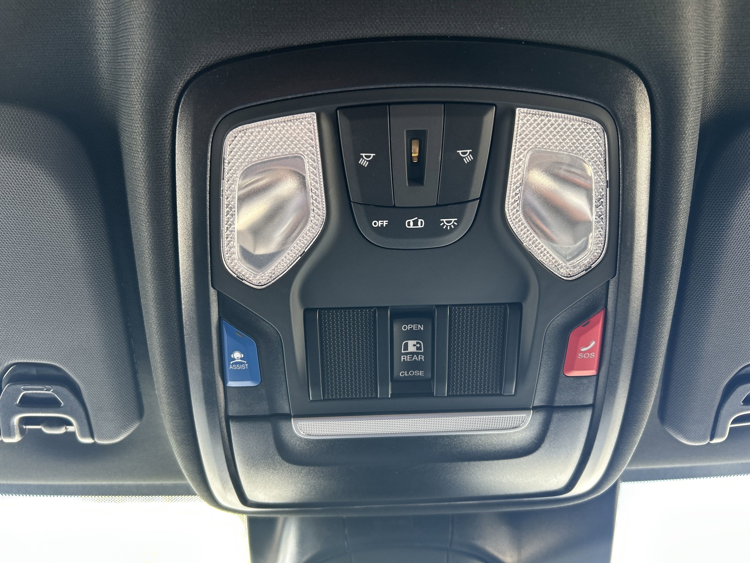 2025 RAM 2500 Tradesman - Photo 27