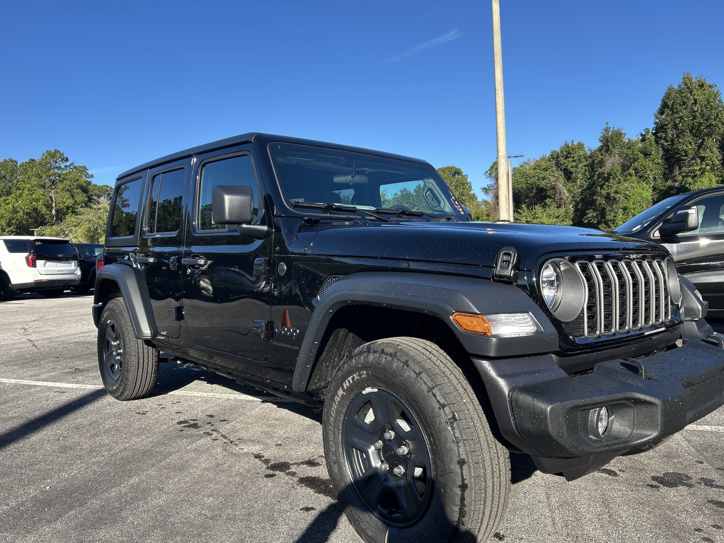 2026 Jeep Wrangler 4-Door Sport - Photo 3