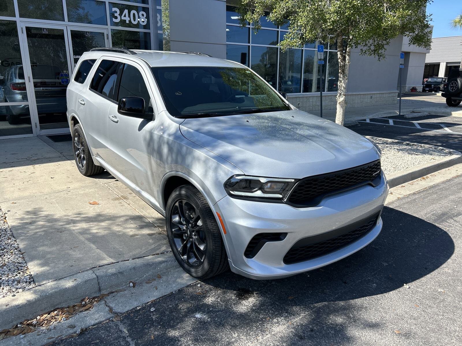 2025 Dodge Durango GT photo 3