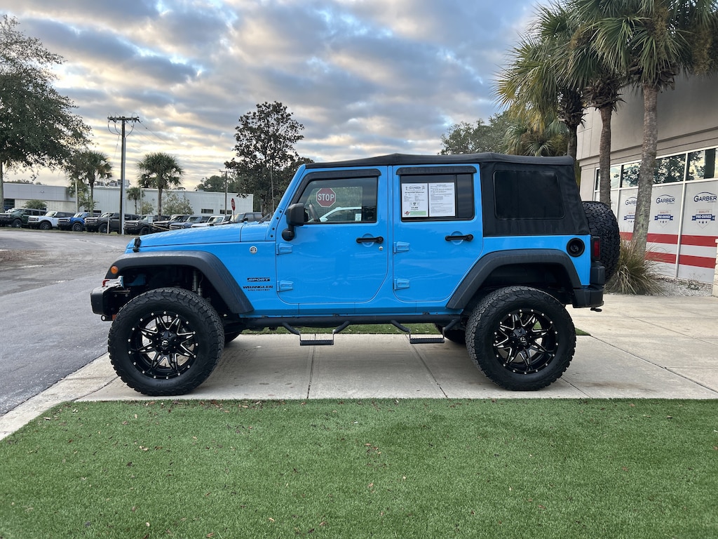 Used 2017 Jeep Wrangler Unlimited Sport SUV