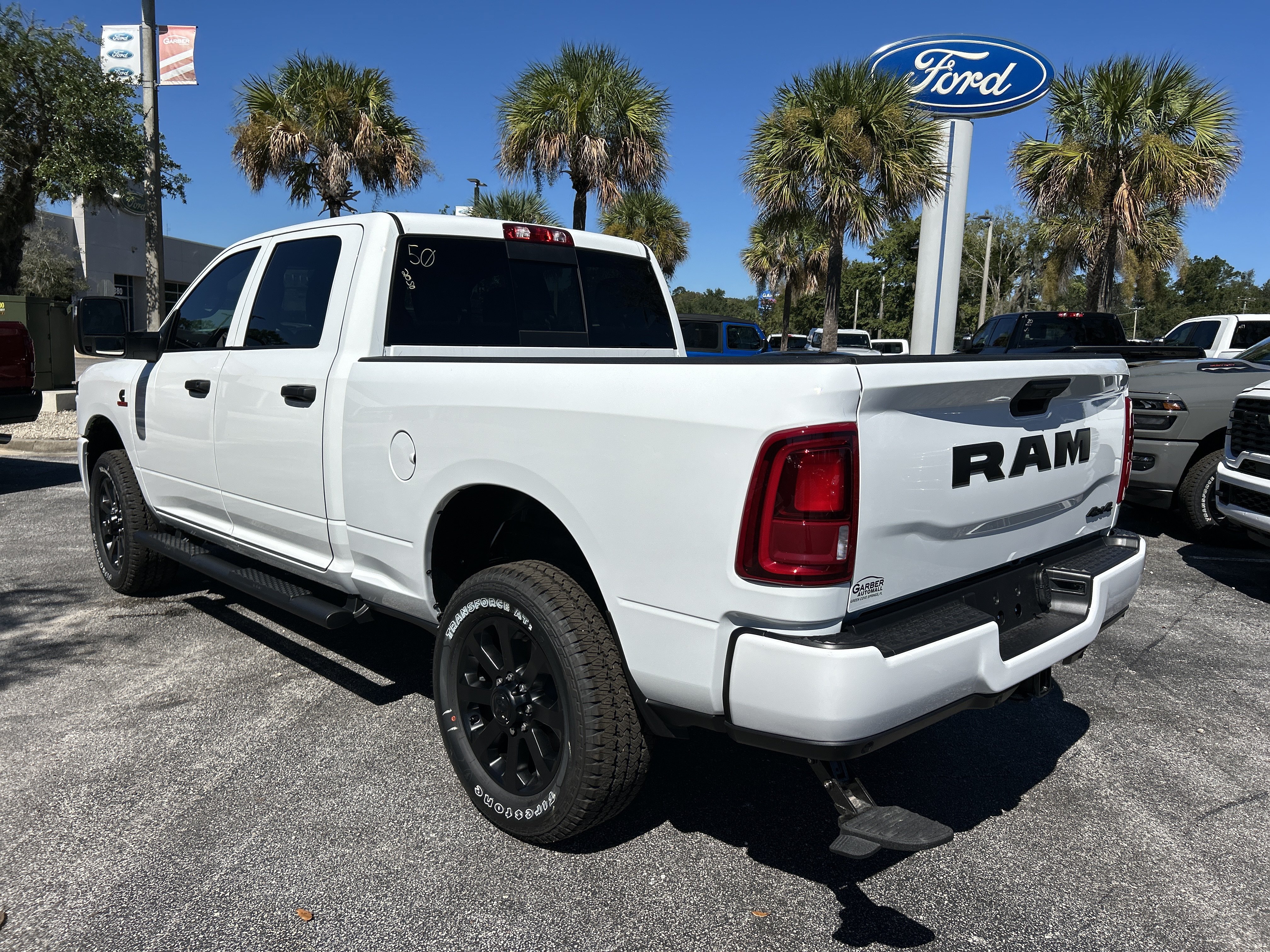 New 2027 Ram 2500 BLACK EXPRESS CREW CAB 4X4 6'4 BOX Pickup