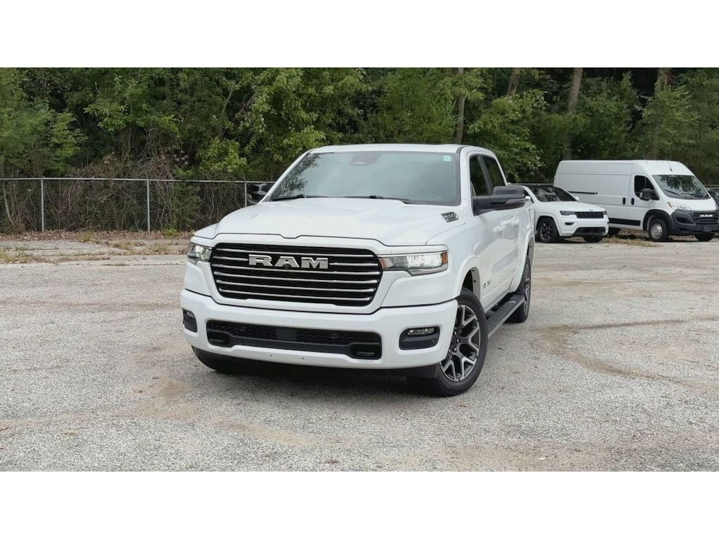 New 2027 Ram 1500 LARAMIE CREW CAB 4X4 Pickup