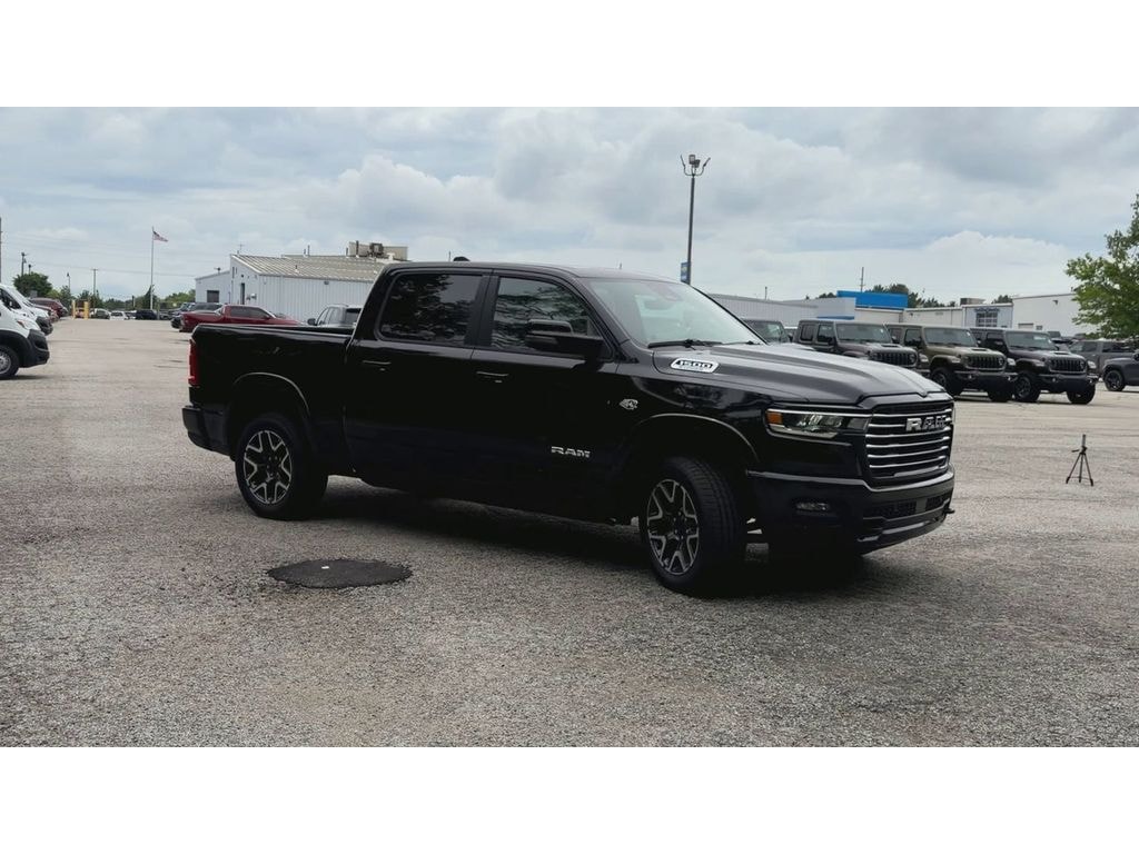 New 2026 Ram 1500 LARAMIE CREW CAB 4X4 5'7 BOX Pickup