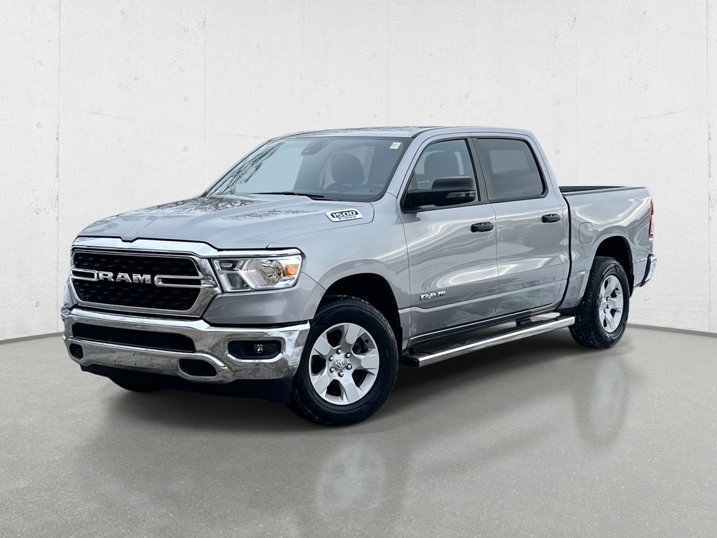 2024 RAM 1500 Big Horn/Lone Star 4x4 Crew Cab 5'7's photo
