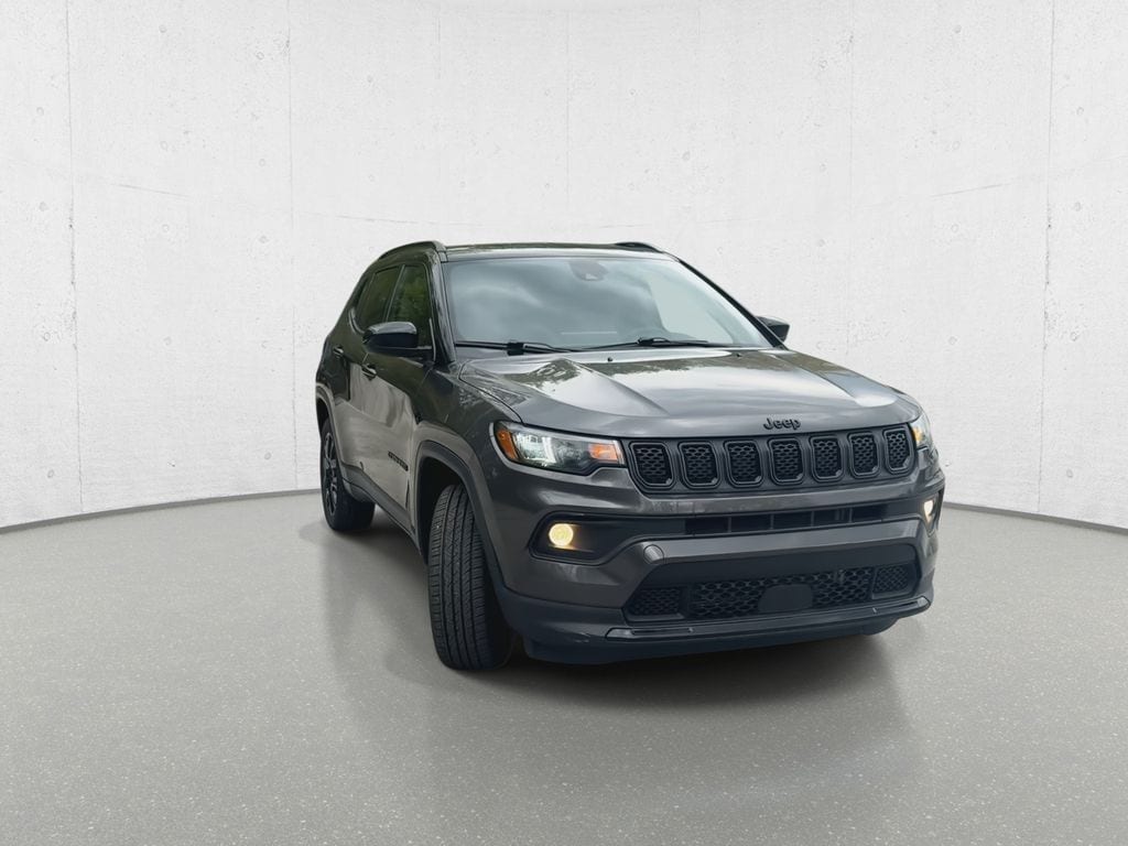 Used 2023 Jeep Compass Altitude 4x4 SUV