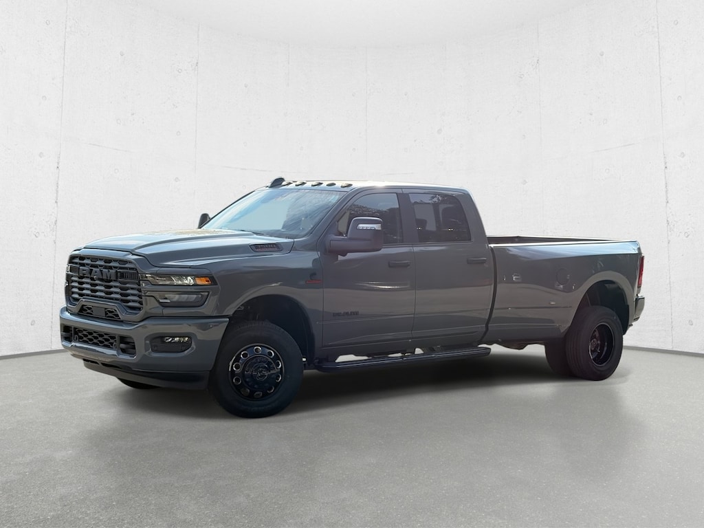 New 2026 Ram 3500 BIG HORN CREW CAB 4X4 8' BOX Pickup