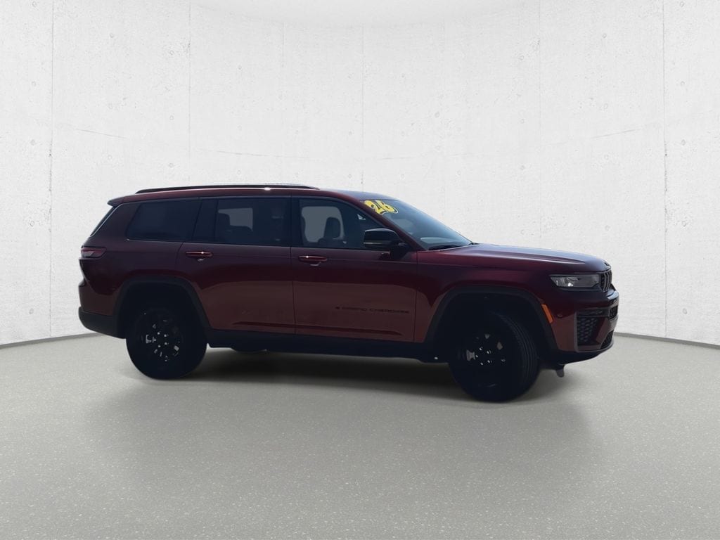 New 2026 Jeep Grand Cherokee L LAREDO ALTITUDE 4X4 Sport Utility