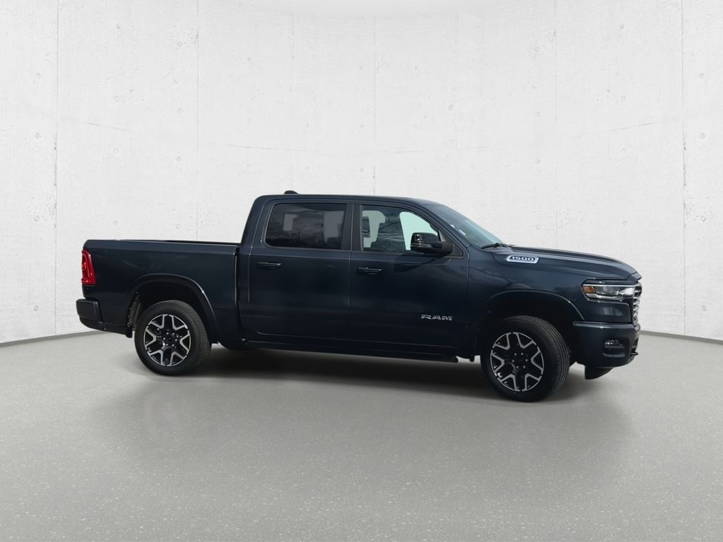 New 2026 Ram 1500 LARAMIE CREW CAB 4X4 5'7 BOX Pickup