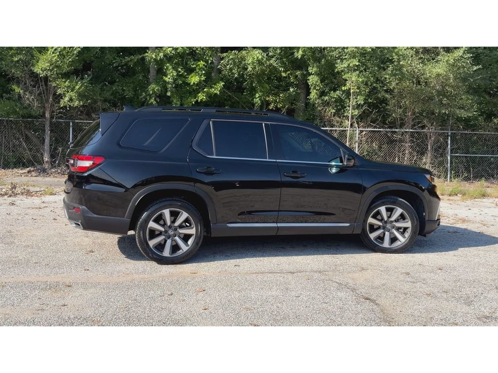 Certified 2023 Honda Pilot Elite Elite AWD