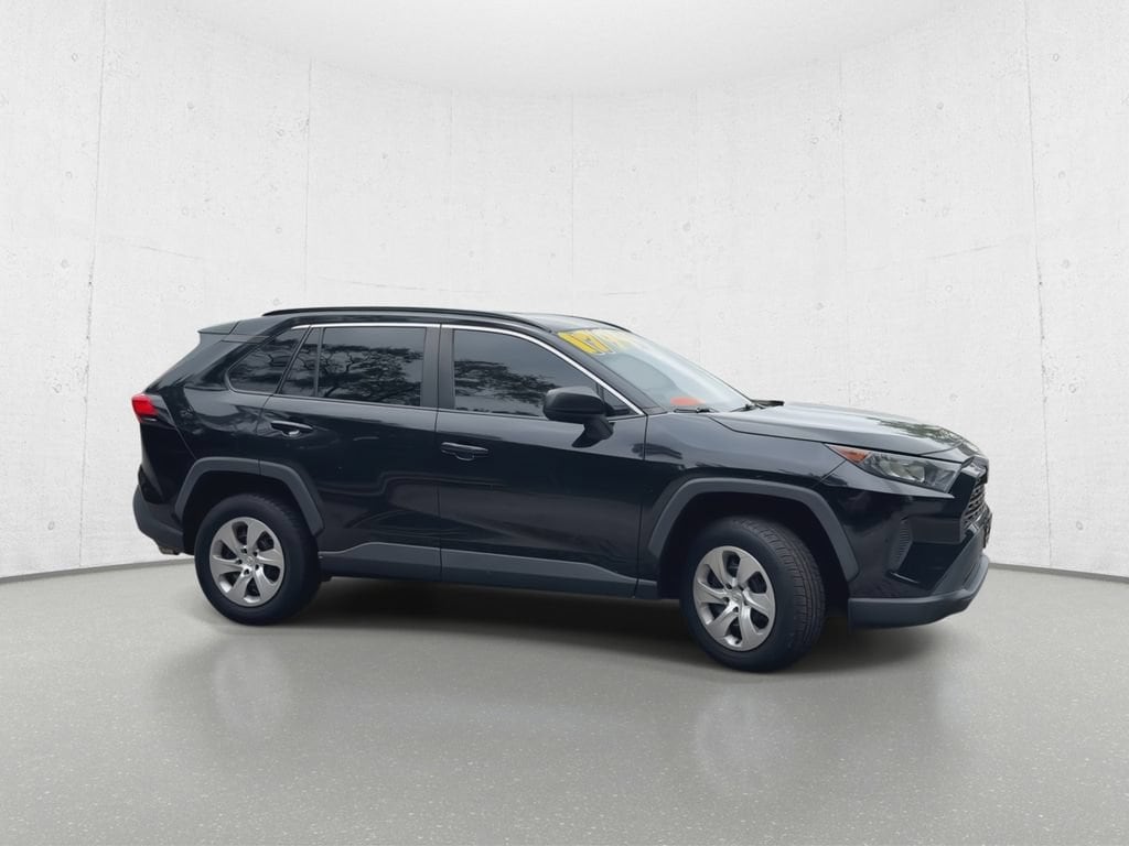 Used 2019 Toyota RAV4 LE LE AWD