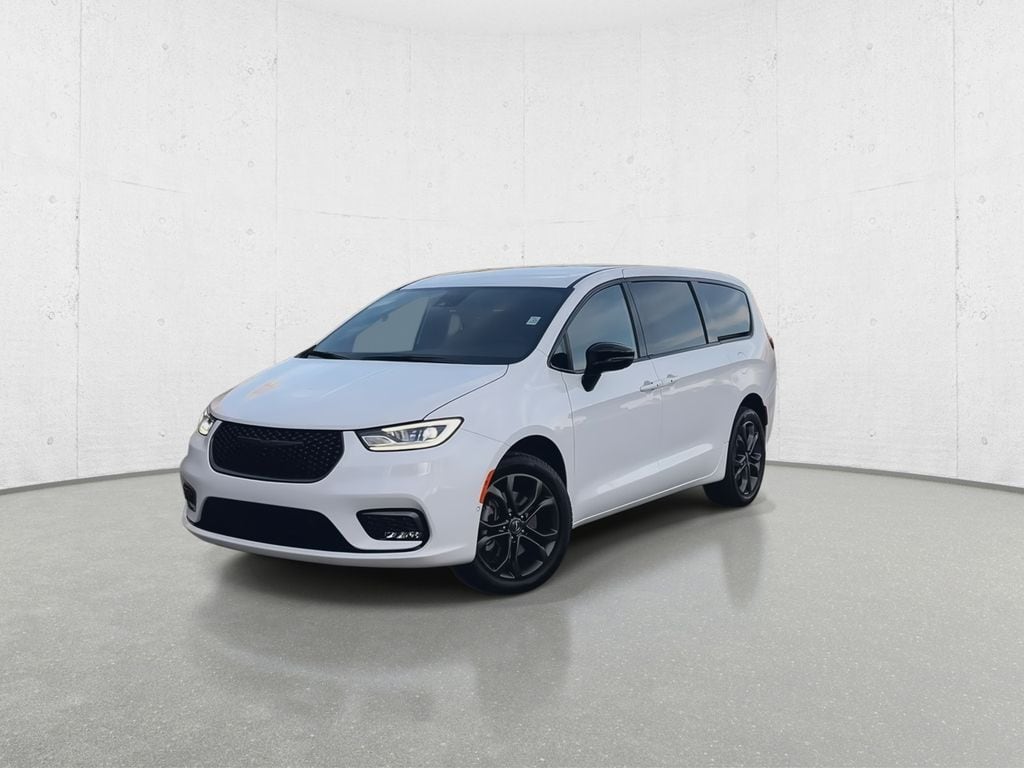 New 2026 Chrysler Pacifica SELECT AWD Passenger Van