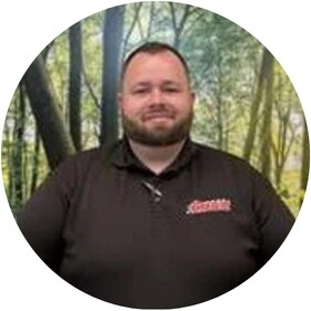 Staff member Nate Niswander from ID_98a3c9
