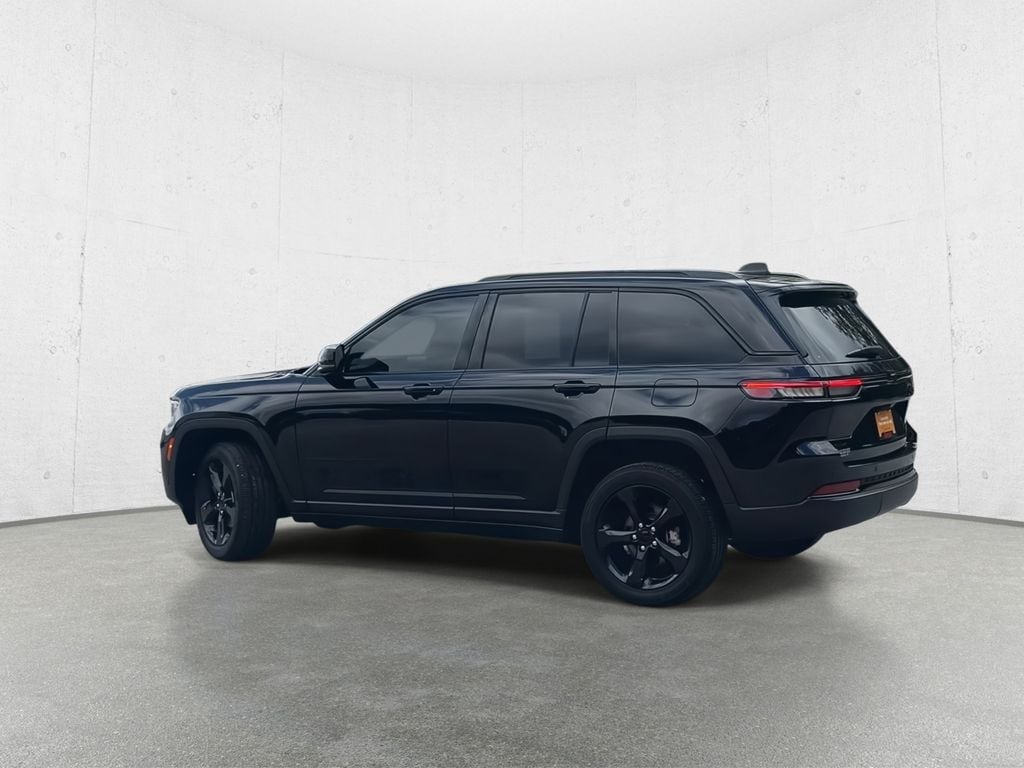 2023 Jeep Grand Cherokee Altitude - Photo 7