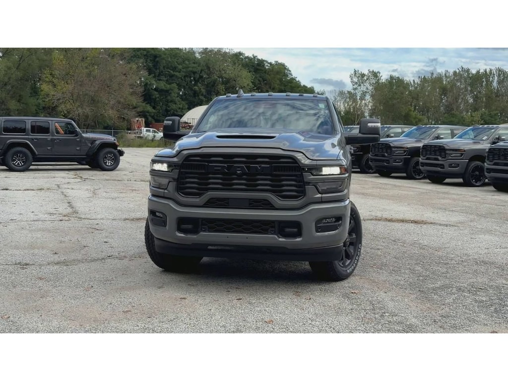 New 2026 Ram 2500 BLACK EXPRESS CREW CAB 4X4 6'4 BOX Pickup
