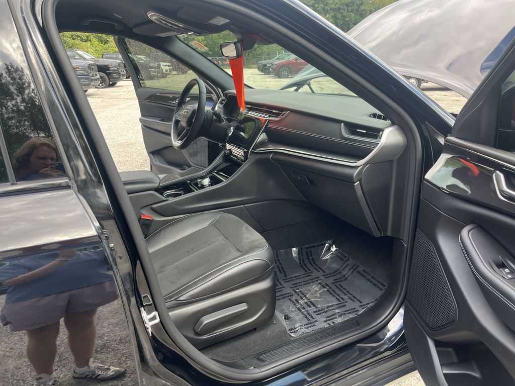 2023 Jeep Grand Cherokee Altitude - Photo 26