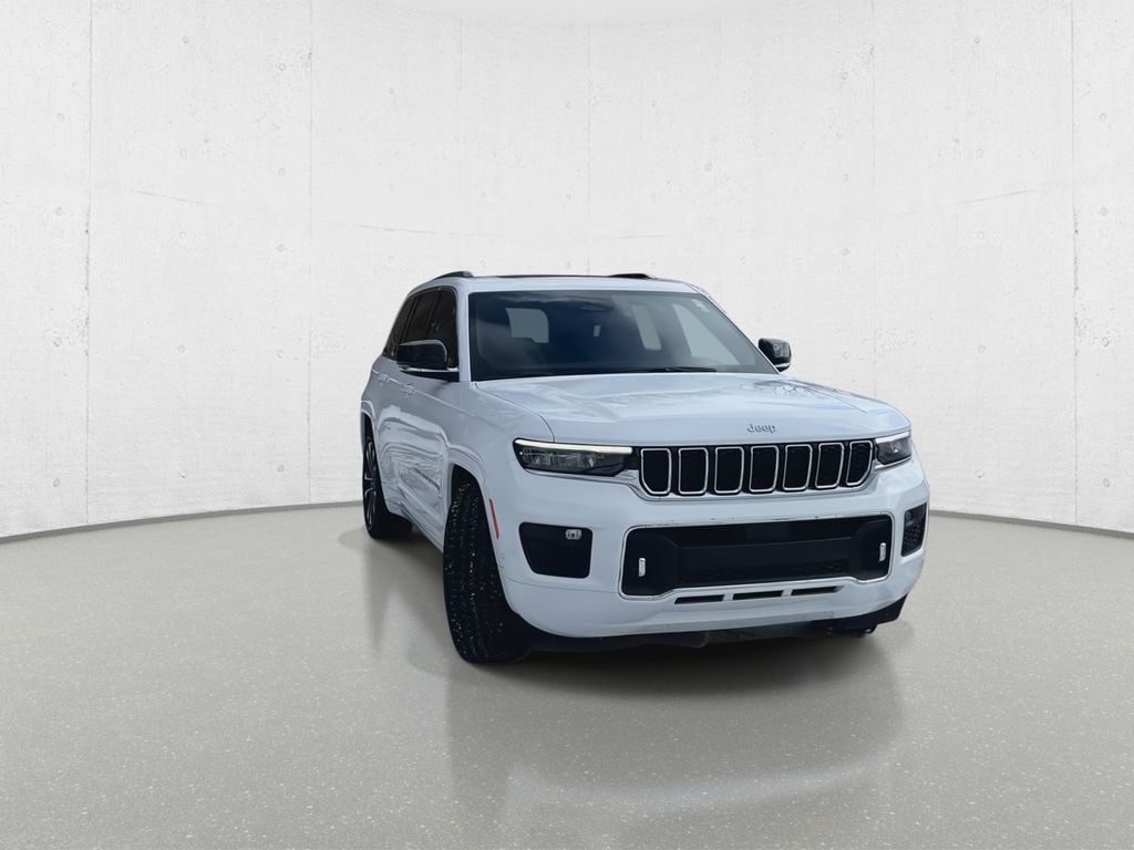 Used 2024 Jeep Grand Cherokee Overland 4x4 SUV