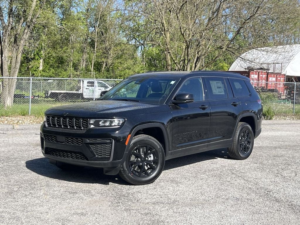 New 2026 Jeep Grand Cherokee L LAREDO ALTITUDE 4X4 Sport Utility