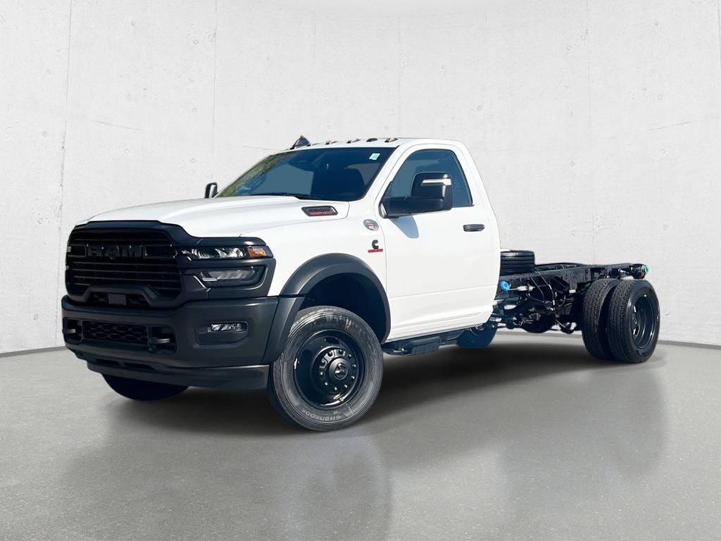 New 2026 Ram 5500 Chassis Cab TRADESMAN REGULAR 4X4 84' CA Pickup