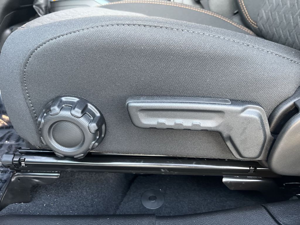 2026 Jeep Gladiator Mojave - Photo 13