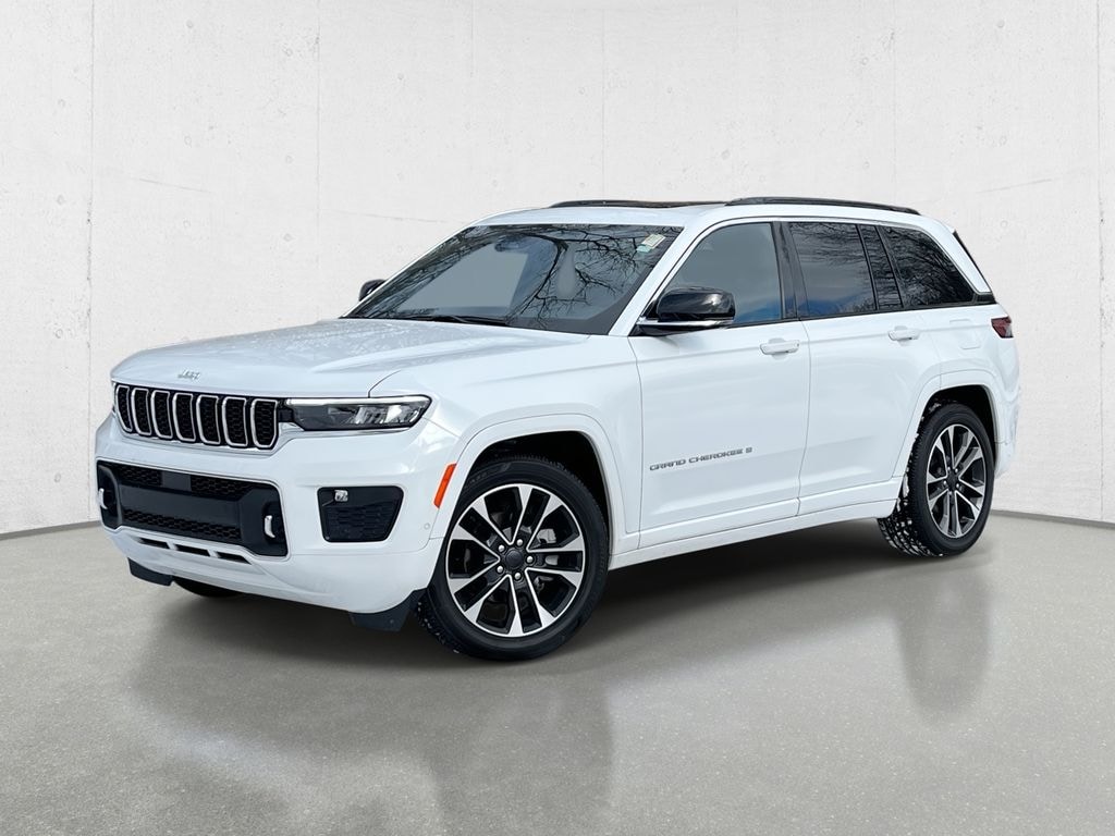 Used 2024 Jeep Grand Cherokee Overland 4x4 SUV
