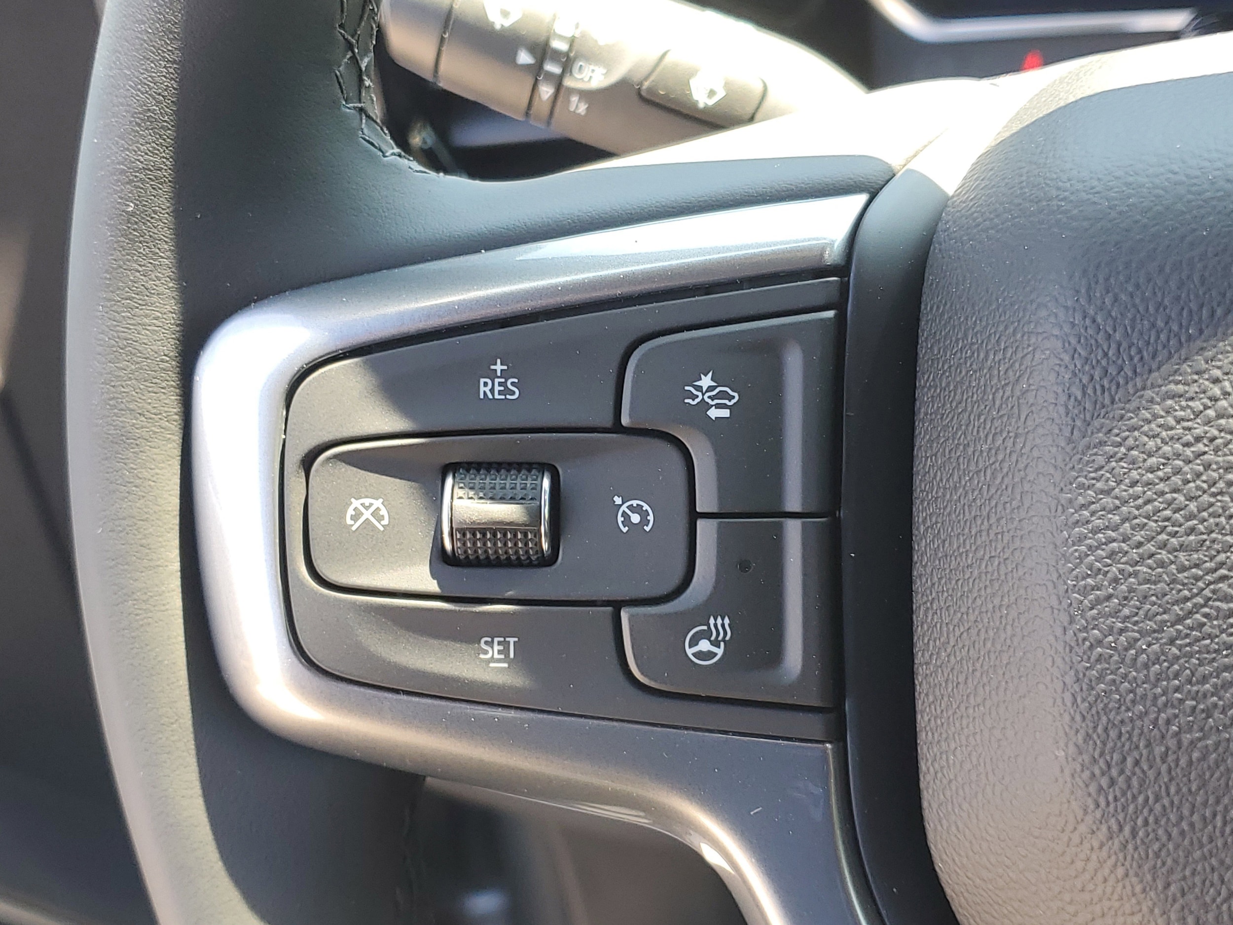 2026 Chevrolet Silverado 1500 LT - Photo 9